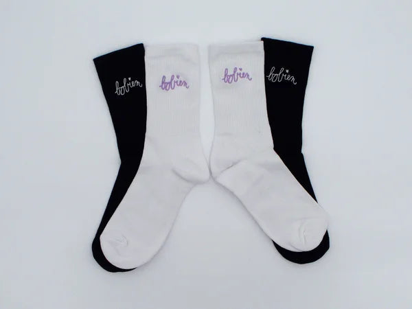 Sokken met lijntekening of handgeschreven tekst vanconcepts.be