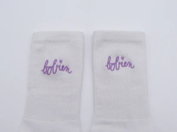 Sokken met lijntekening of handgeschreven tekst vanconcepts.be