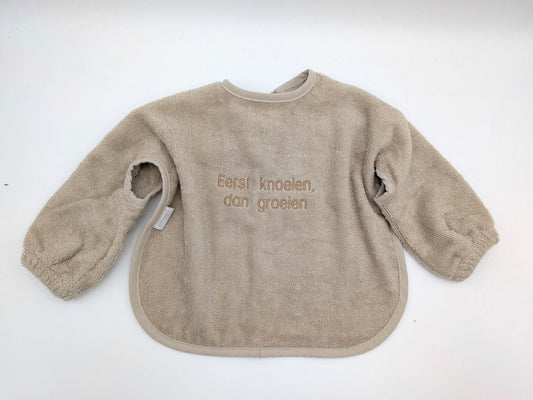Gepersonaliseerde kinderslab met mouwen vanconcepts.be