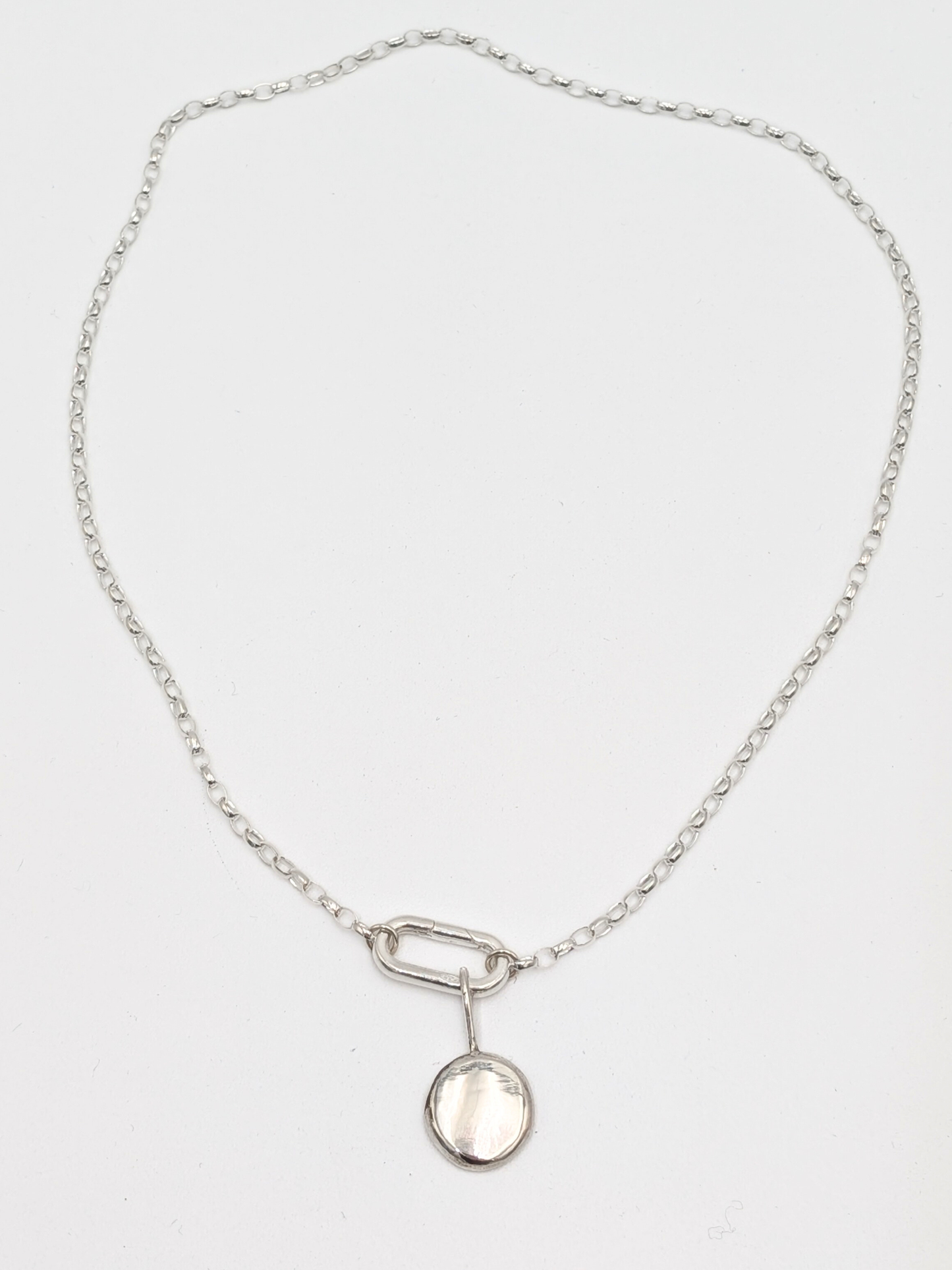 Ketting met bedel - Zilver vanconcepts.be