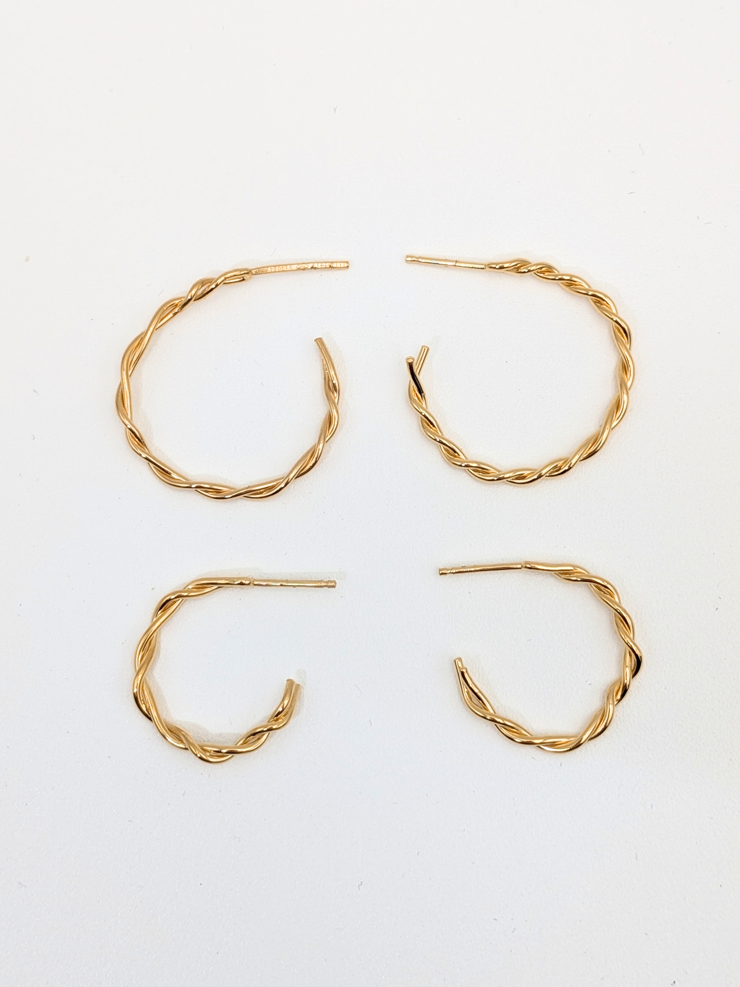 Geweven oorringen - Goud vermeil vanconcepts.be
