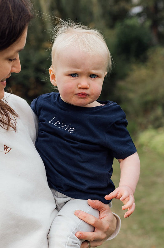 Baby t-shirt met tekst vanconcepts.be